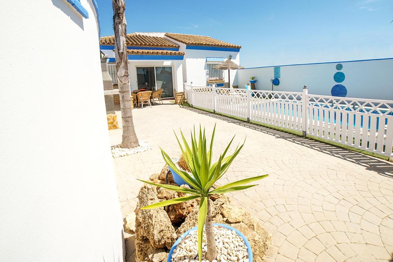 Villa Yuca Con Piscina Privada En Конил-де-ла-Фронтера Екстериор снимка